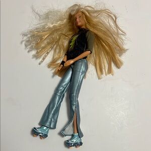 Barbie‎ Mystery Doll squad with Roller Skates and Stylish Outfit